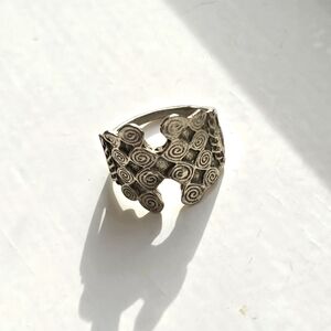 SILVER SWIRL STAINLESS STEEL FOREVER WEAR SILVER NEW SIZE 5 RING